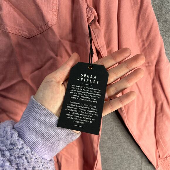 SERRA RETREAT BY JOIE RUCKER Malibu Bluffs Denim Shirt / Ela Rosie Pink Medium - Picture 4 of 12